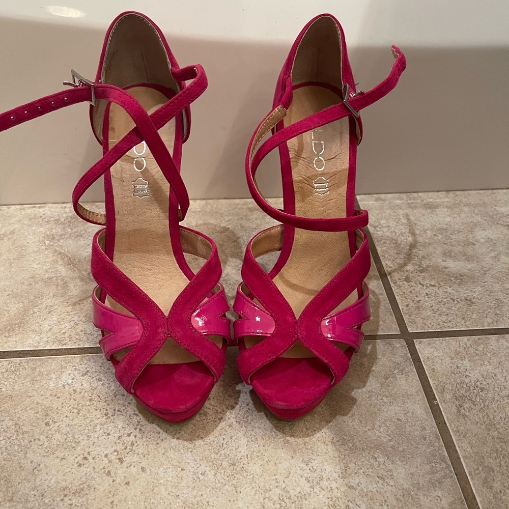 Aldo hot pink high heel shoes